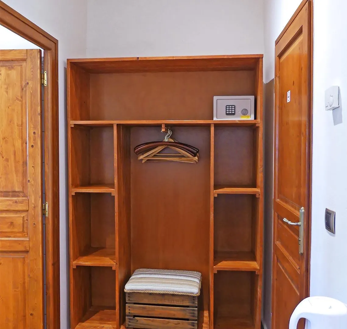 Hotel & Golf Ca La Caputxeta Country house